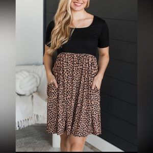 HEIMISH USA Black & Tan Leopard Babydoll Dress